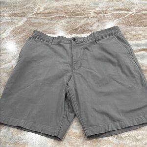 Dockers tech 34 waist longer inseam flat front Men's Gray Shorts